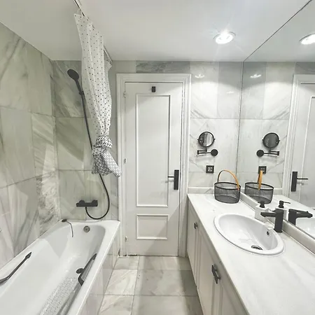 Belgravia Club, Marina Tatil Evi