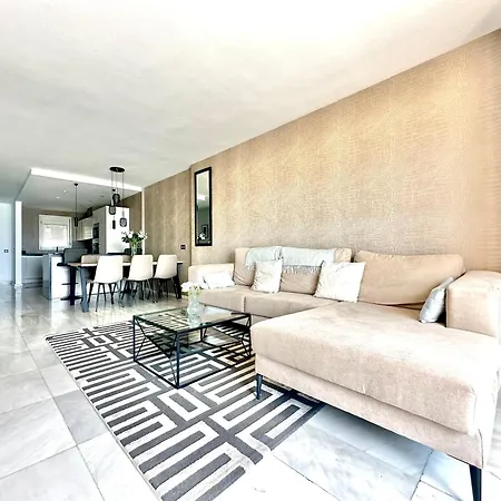 Holiday home Belgravia Club, Marina